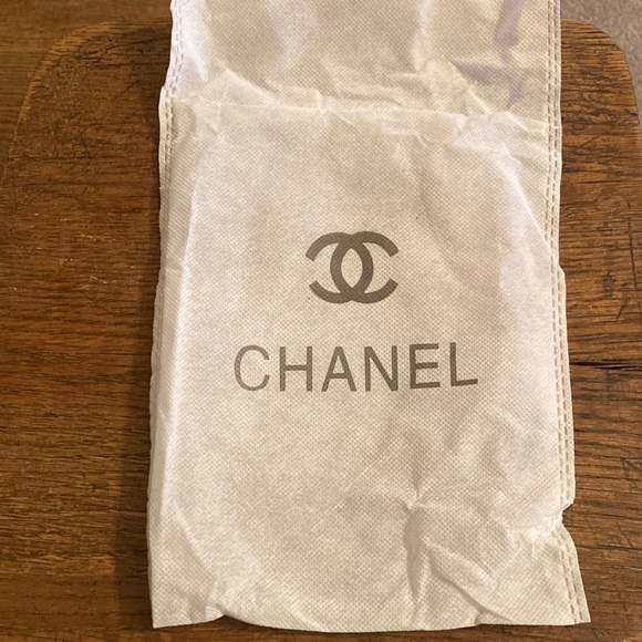 CHANEL Beaute Denim Carryall Makeup/Cosmetic Pouch/Bag with Dust Bag NWT - Picture 7 of 7